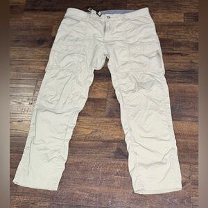 Men’s Prana Hiking Pants size 34W x 30L